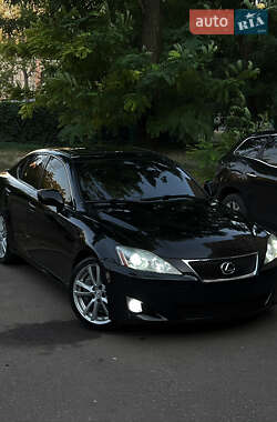 Седан Lexus IS 2006 в Изюме