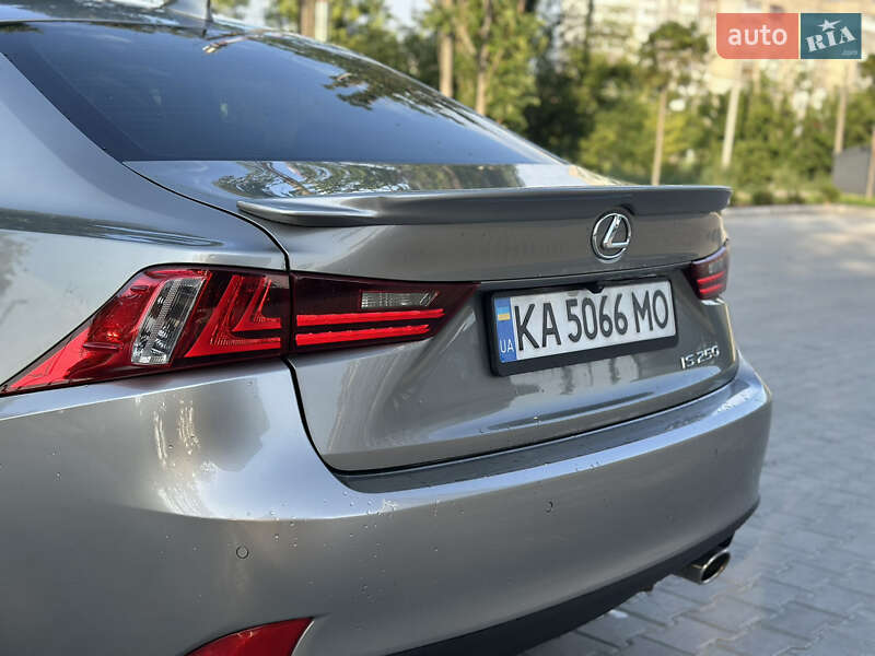 Седан Lexus IS 2014 в Кропивницком фото 11 Седан Lexus IS 2014 в Кропивницком