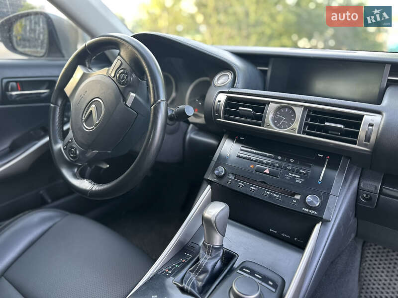 Седан Lexus IS 2014 в Кропивницком фото 19 Седан Lexus IS 2014 в Кропивницком