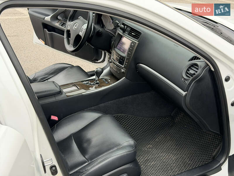 Седан Lexus IS 2012 в Белой Церкви