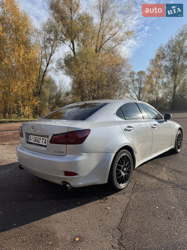 Седан Lexus IS 2006 в Борисполе