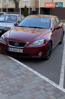 Седан Lexus IS 2008 в Тячеві