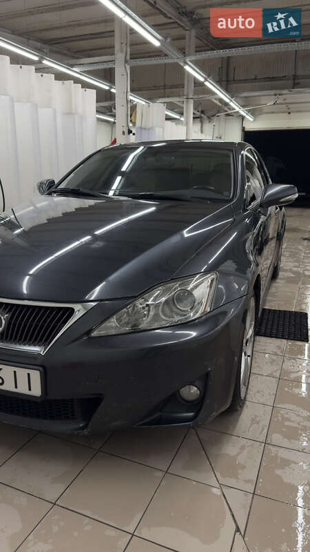 Седан Lexus IS 2011 в Киеве фото 13 Седан Lexus IS 2011 в Киеве