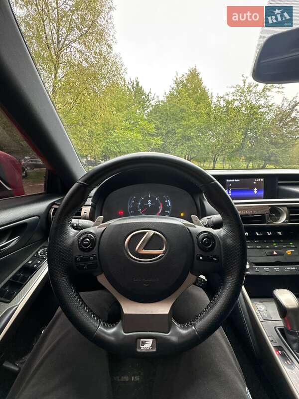 Седан Lexus IS 2015 в Львове фото 11 Седан Lexus IS 2015 в Львове