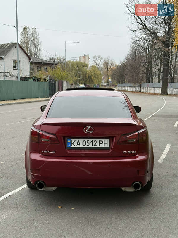 Седан Lexus IS 2008 в Киеве
