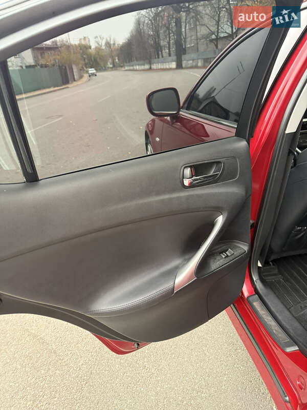 Седан Lexus IS 2008 в Киеве