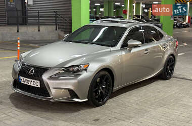 Седан Lexus IS 2015 в Дніпрі