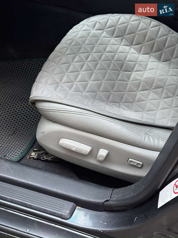 Седан Lexus IS 2005 в Чернігові