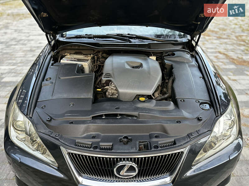 Седан Lexus IS 2007 в Охтирці фото 33 Седан Lexus IS 2007 в Охтирці