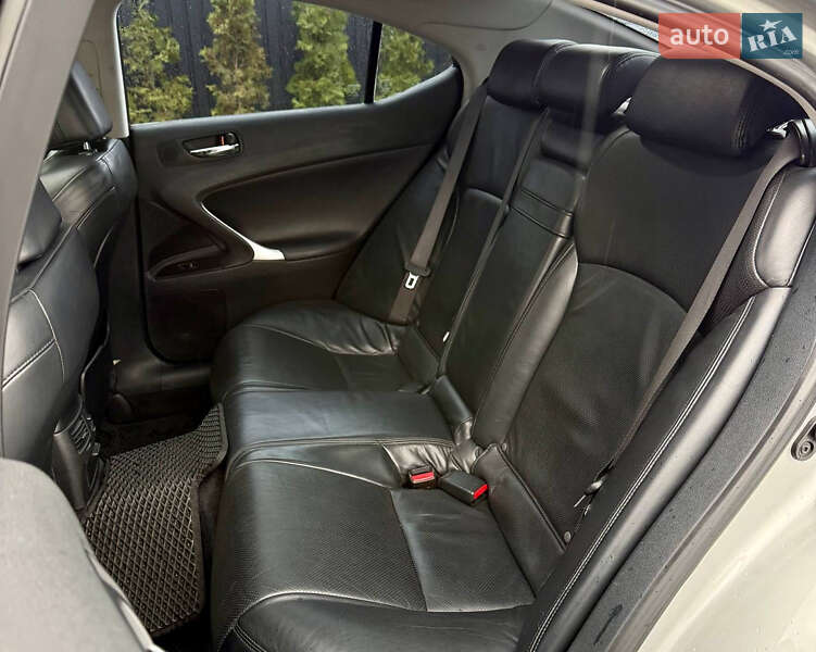 Седан Lexus IS 2007 в Києві фото 36 Седан Lexus IS 2007 в Києві