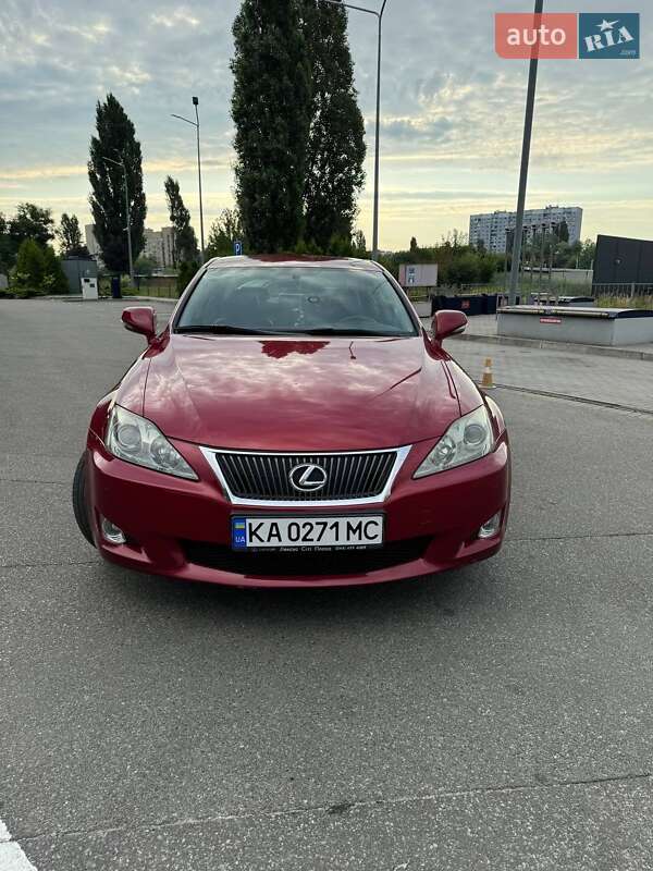 Седан Lexus IS 2010 в Києві фото 10 Седан Lexus IS 2010 в Києві