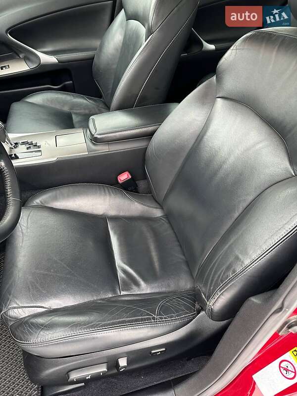 Седан Lexus IS 2010 в Києві фото 18 Седан Lexus IS 2010 в Києві