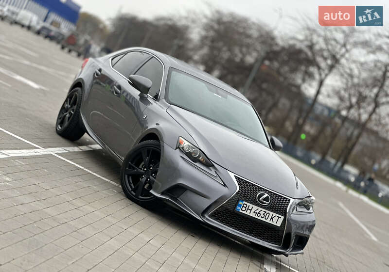 Седан Lexus IS 2013 в Одесі