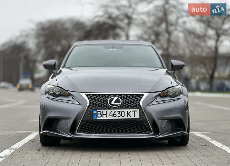 Седан Lexus IS 2013 в Одесі