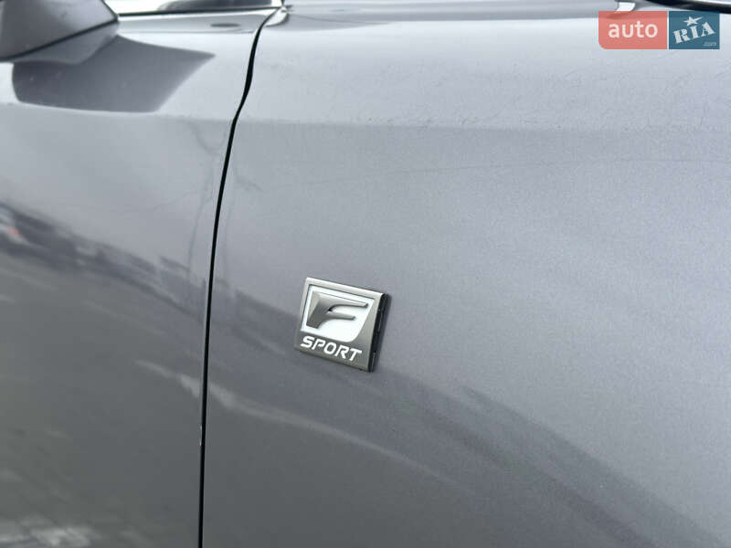 Седан Lexus IS 2013 в Одесі