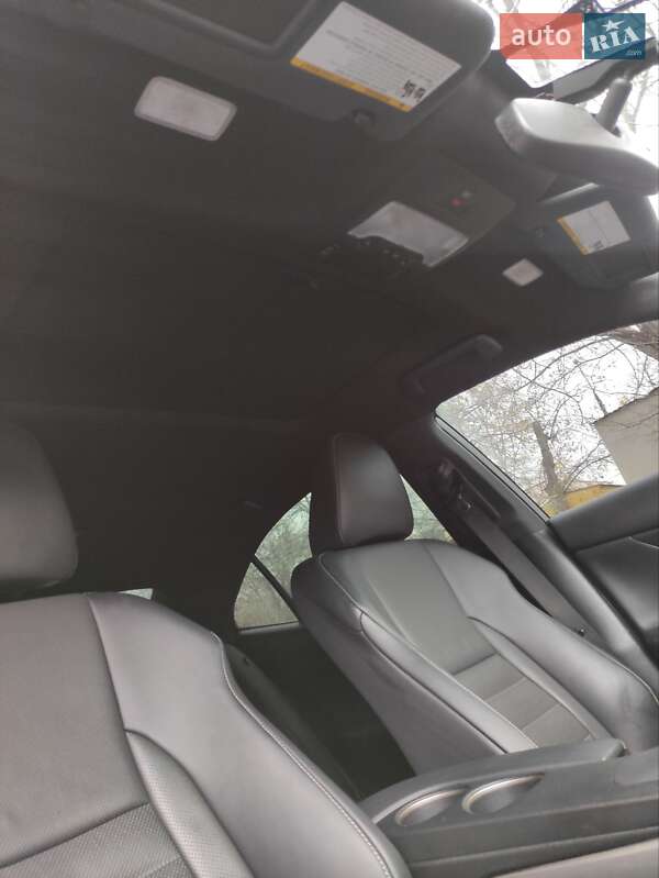 Седан Lexus IS 2016 в Запорожье