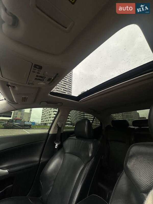 Седан Lexus IS 2010 в Києві фото 20 Седан Lexus IS 2010 в Києві
