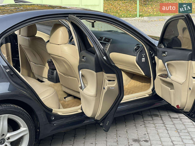 Седан Lexus IS 2006 в Тернополі фото 37 Седан Lexus IS 2006 в Тернополі