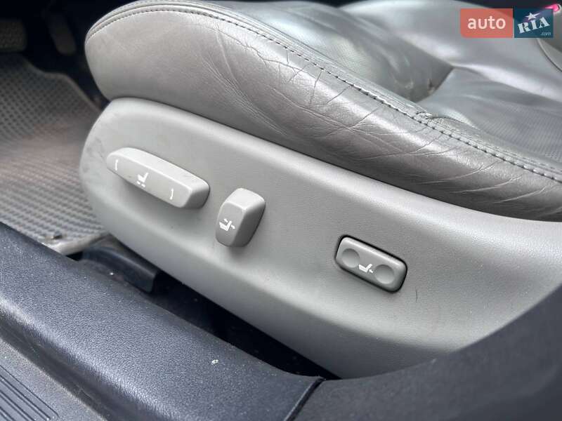 Седан Lexus IS 2008 в Києві фото 17 Седан Lexus IS 2008 в Києві