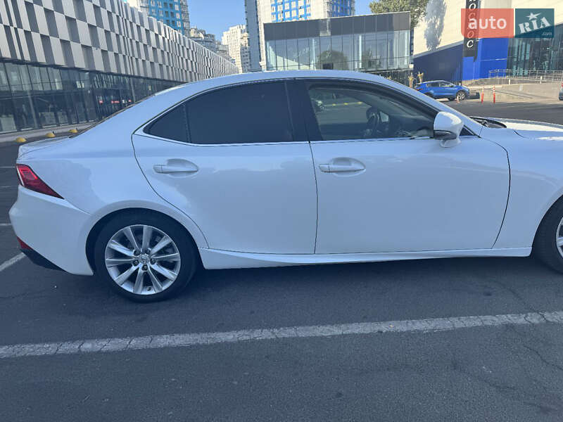 Седан Lexus IS 2013 в Одесі