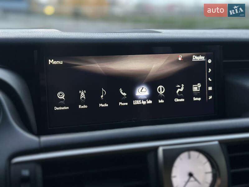 Седан Lexus IS 2016 в Киеве фото 33 Седан Lexus IS 2016 в Киеве