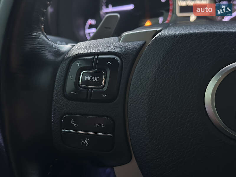 Седан Lexus IS 2016 в Киеве фото 38 Седан Lexus IS 2016 в Киеве