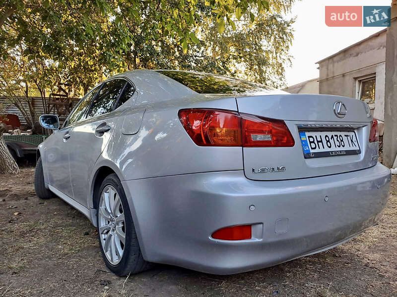 Седан Lexus IS 2005 в Одессе