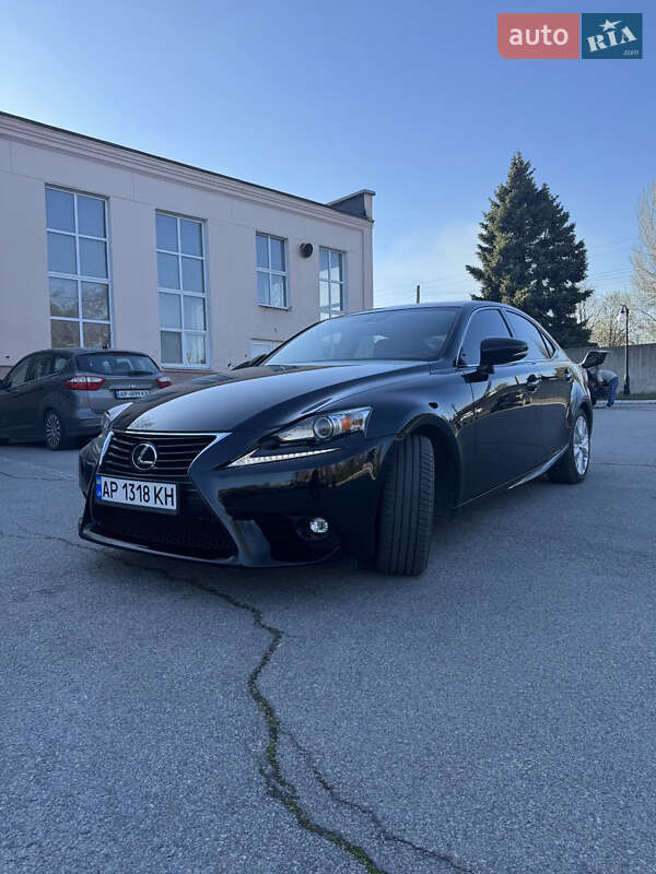 Седан Lexus IS 2016 в Запоріжжі