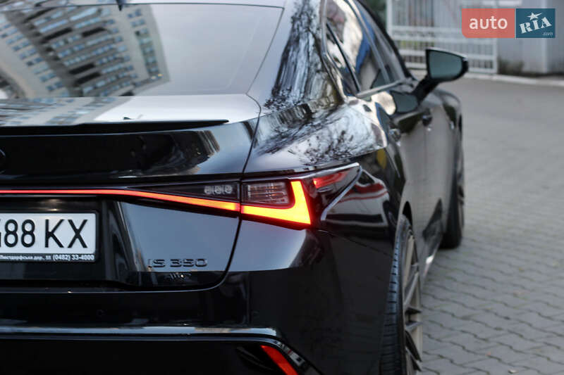 Седан Lexus IS 2021 в Одессе