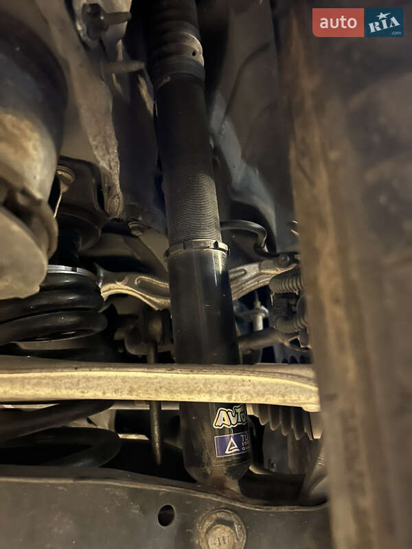 Седан Lexus IS 2021 в Одессе