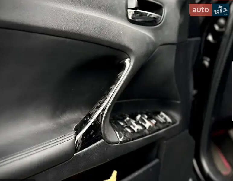 Седан Lexus IS 2006 в Івано-Франківську