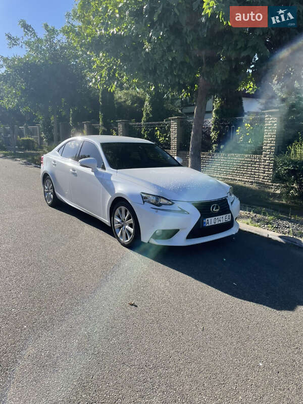 Седан Lexus IS 2013 в Киеве фото Седан Lexus IS 2013 в Киеве