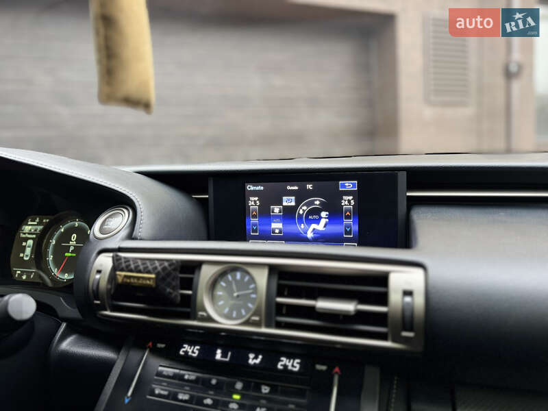 Седан Lexus IS 2014 в Миколаєві