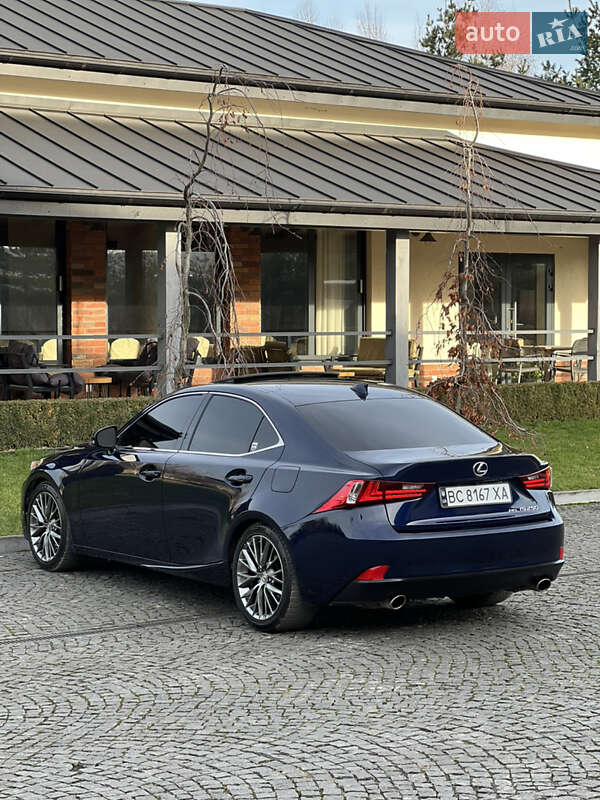 Седан Lexus IS 2014 в Львове фото 3 Седан Lexus IS 2014 в Львове