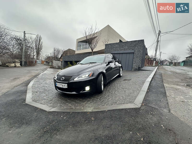 Седан Lexus IS 2008 в Киеве фото 4 Седан Lexus IS 2008 в Киеве