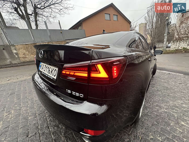 Седан Lexus IS 2008 в Киеве фото 24 Седан Lexus IS 2008 в Киеве