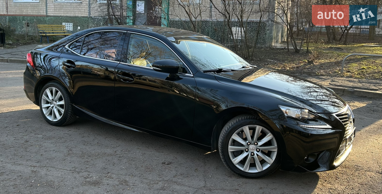 2016 Lexus IS - мініатюра 14