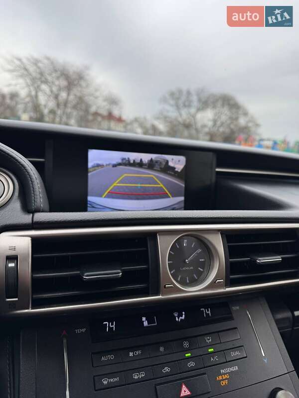 Седан Lexus IS 2014 в Измаиле