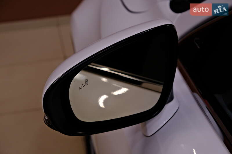 Седан Lexus IS 2018 в Одессе