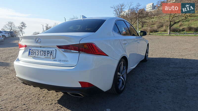 Седан Lexus IS 2018 в Одессе
