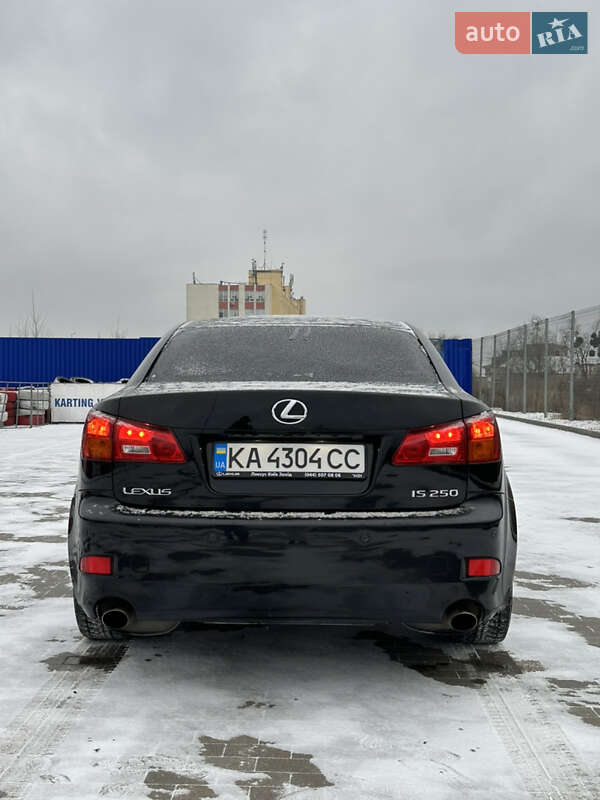 Седан Lexus IS 2006 в Виннице