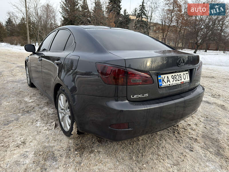 Седан Lexus IS 2007 в Киеве