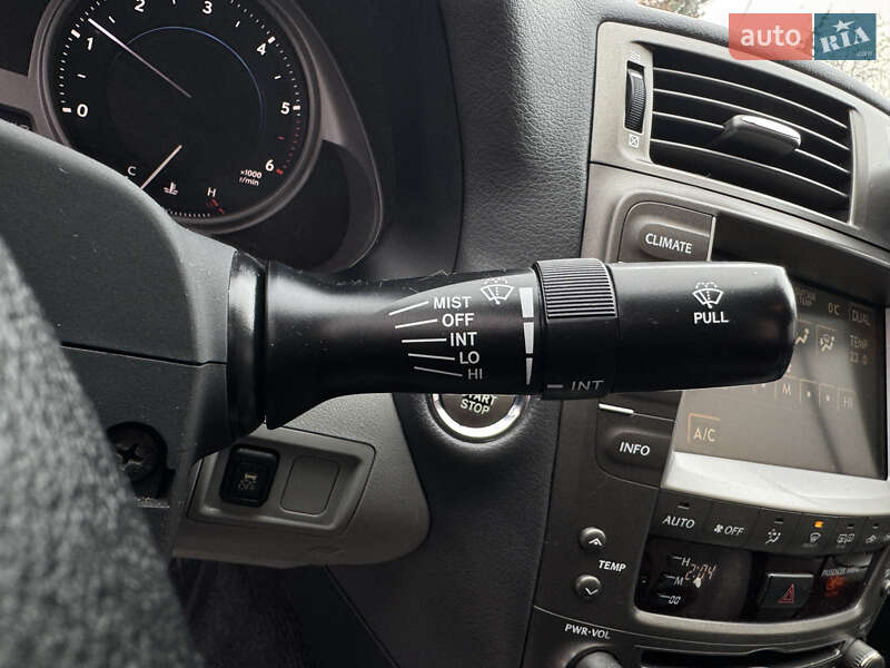 Седан Lexus IS 2007 в Киеве