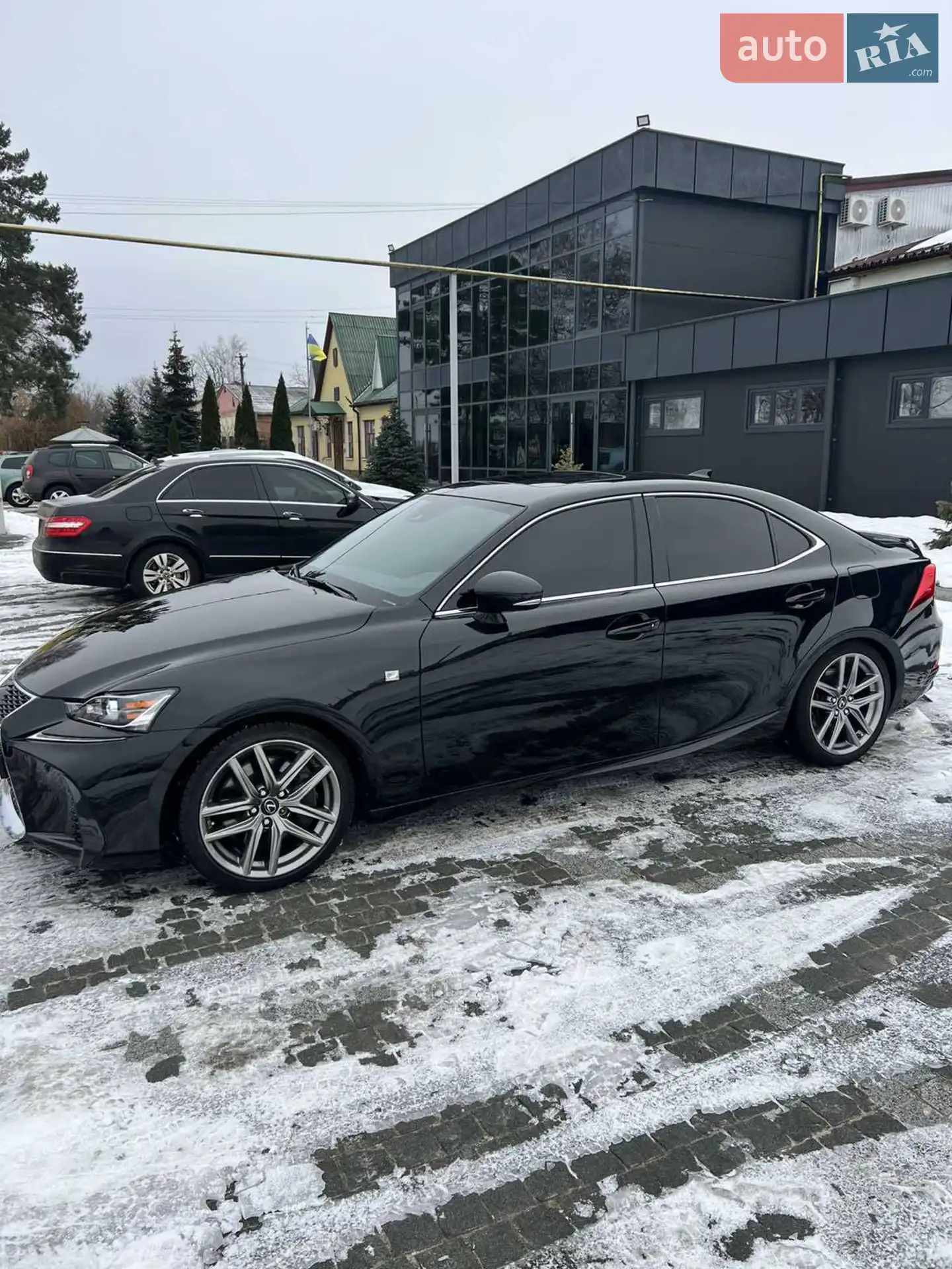 2018 Lexus IS - мініатюра 3
