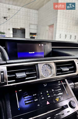 Седан Lexus IS 2013 в Никополе
