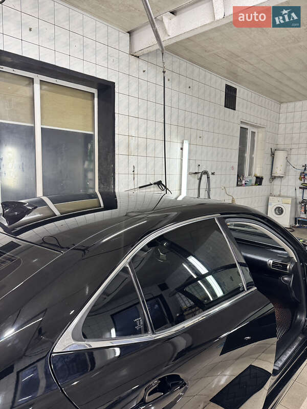 Седан Lexus IS 2013 в Никополе