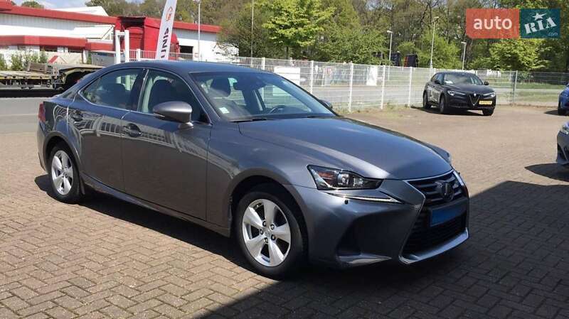 Седан Lexus IS 2017 в Тернополі фото 2 Седан Lexus IS 2017 в Тернополі