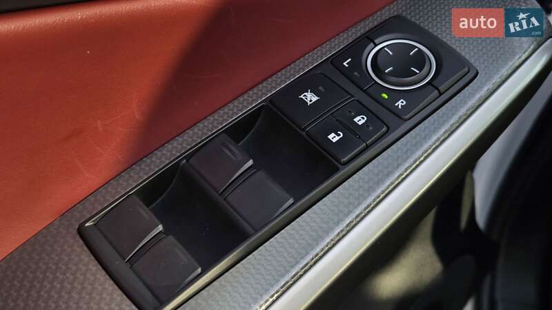 Седан Lexus IS 2016 в Одессе