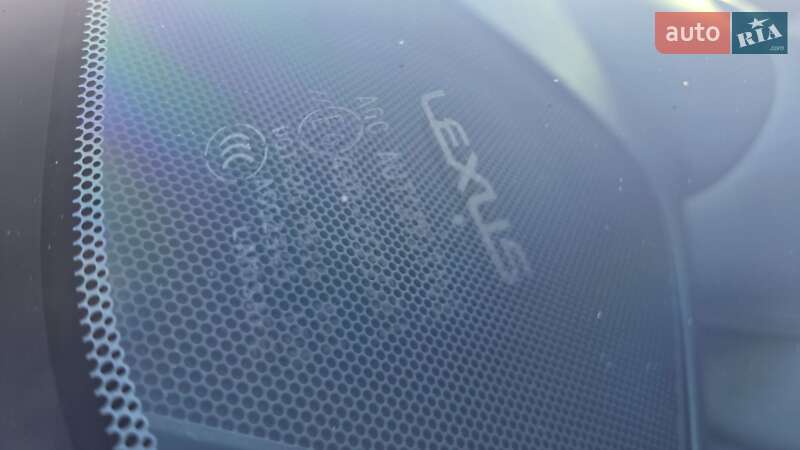 Седан Lexus IS 2016 в Одессе