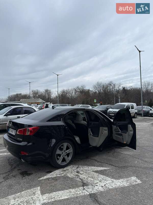 Седан Lexus IS 2012 в Днепре